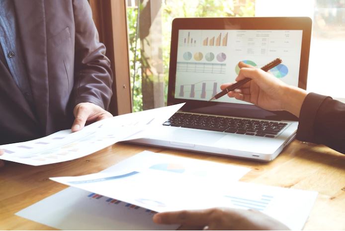 4 Dicas de como realizar uma pesquisa de mercado online