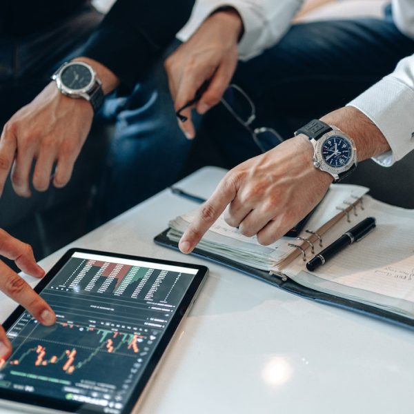 Fatores que influenciam a distribuição de dividendos por uma empresa