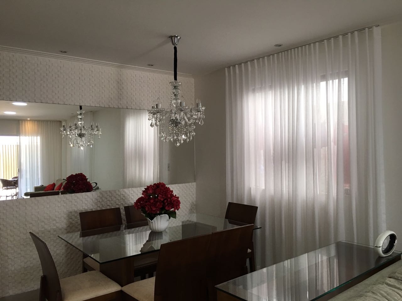 Dicas de Estilo: Cortinas e Persianas para Ambientes