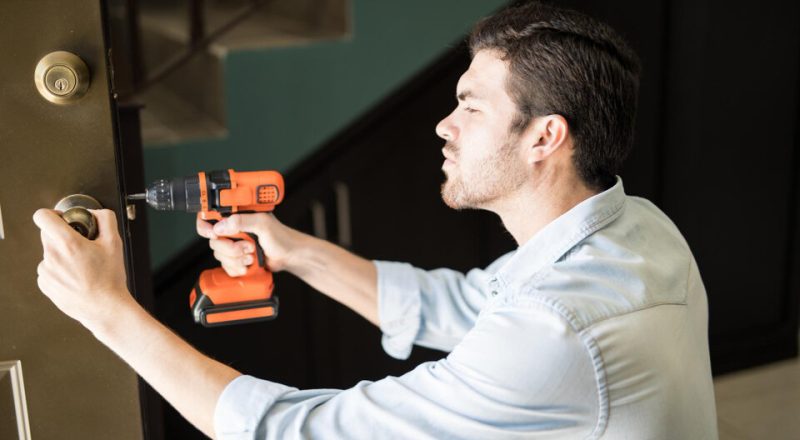 Remuneração de um Profissional Chaveiro: Fatores que Influenciam os Ganhos