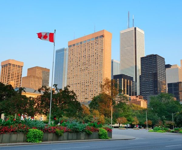 Brasileiro precisa de visto para trabalhar no Canadá?
