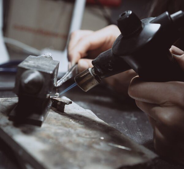 Tecnologia: Maquina de Gravacao para produtos de metal