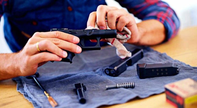 manutenção de uma arma de fogo